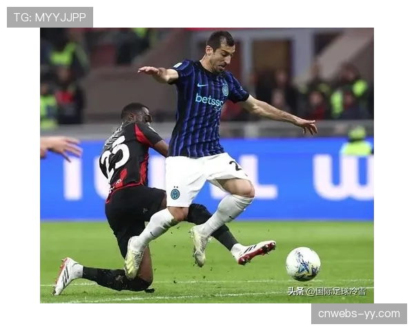 伤情更新：AC米兰后卫特奥累计黄牌停赛，将缺席对阵国米的德比战